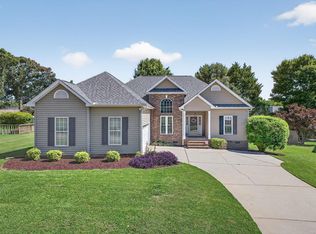 10 Parkcrest Ct, Simpsonville, SC 29681