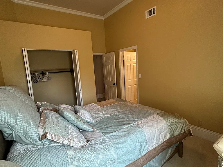 605 Amy Ct #B — Photo 5