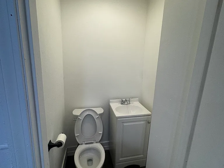 85 Benton Ave #2 — Photo 11