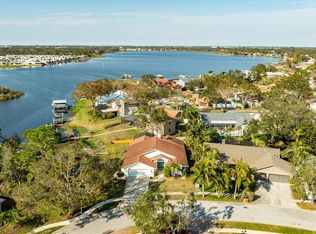 10562 99th St, Largo, FL 33773