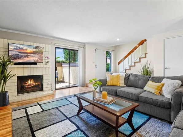 8207 Mason Ave Unit B, Winnetka, CA 91306