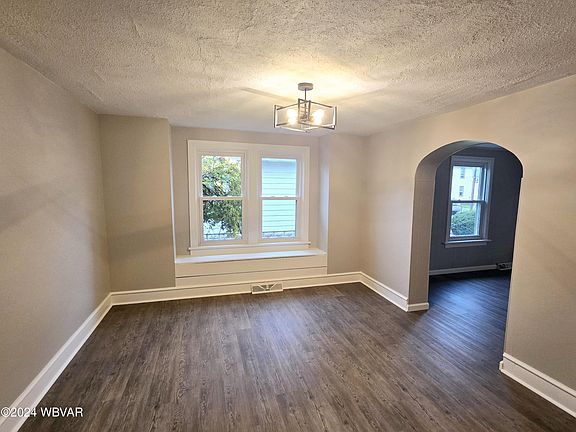 5th image of 1661 Taylor Pl