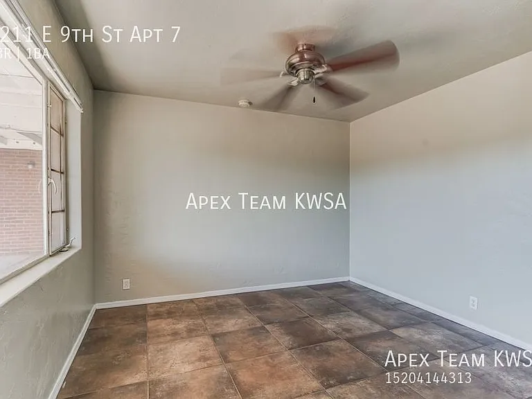 1211 E 9th St #7 — Photo 16
