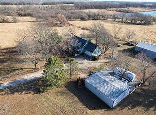 40107 E Lorenze Rd, Lone Jack, MO 64070
