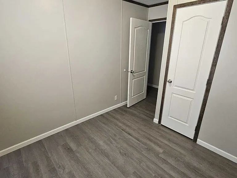 5705 Heather View Ln — Photo 11