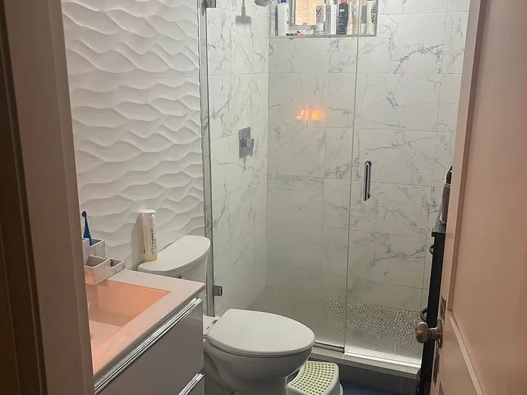 13 Strathmore Rd #5 — Photo 13