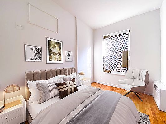 2nd image of 214 E 85th St APT 4C