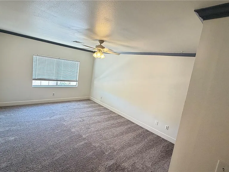 8413 Blazing Sun Ave — Photo 15