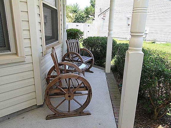 4th image of 1244 Bartlett Oaks Ct