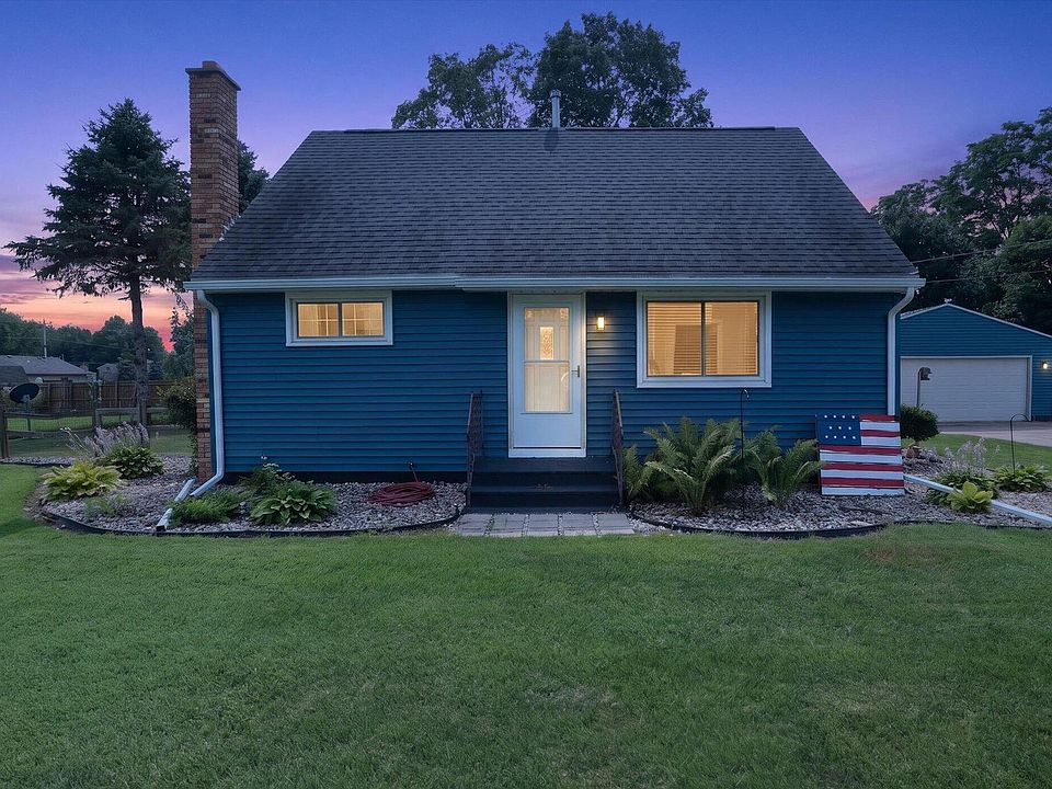 1st image of 68958 Claire St
