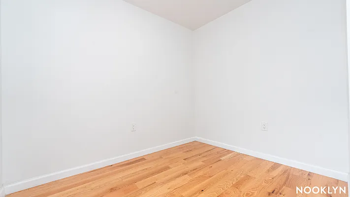 Rented by Nooklyn NYC LLC | media 14