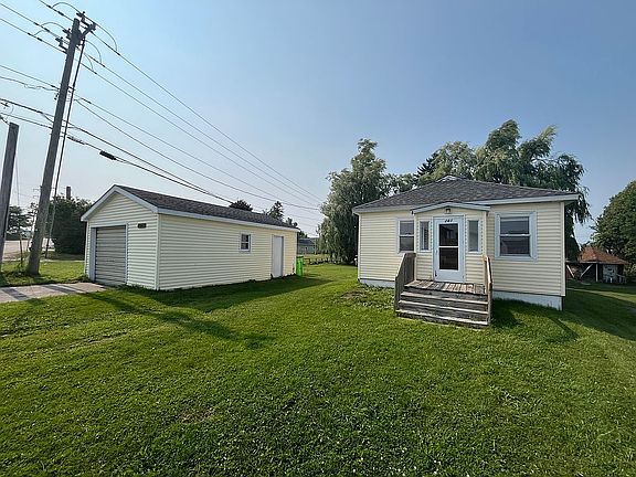 Front view with garage 