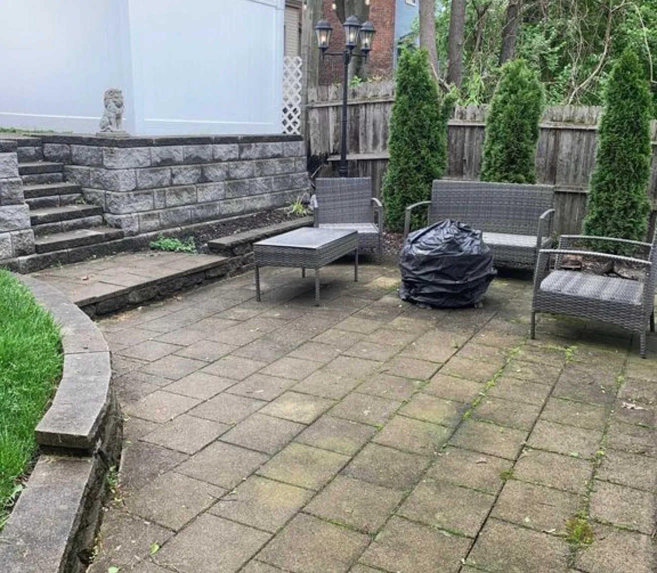 3 bed, 1.5 bath, 1300 sqft, $700 — Photo 2