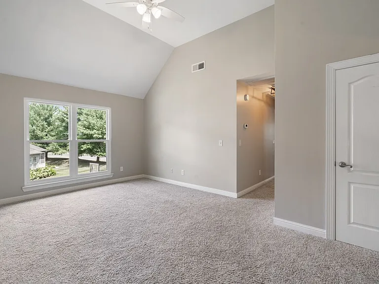 Bonus Area Upstairs