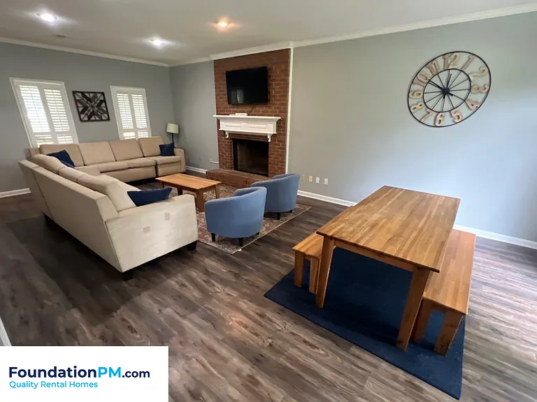 8215 Timber Creek Dr — Photo 9