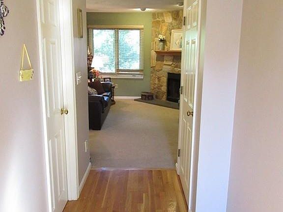 4th image of 41 Old Quarry Dr #41