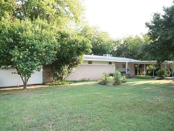 4th image of 7212 Deville Dr