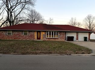 2209 Bending Willow Dr, Dayton, OH 45440