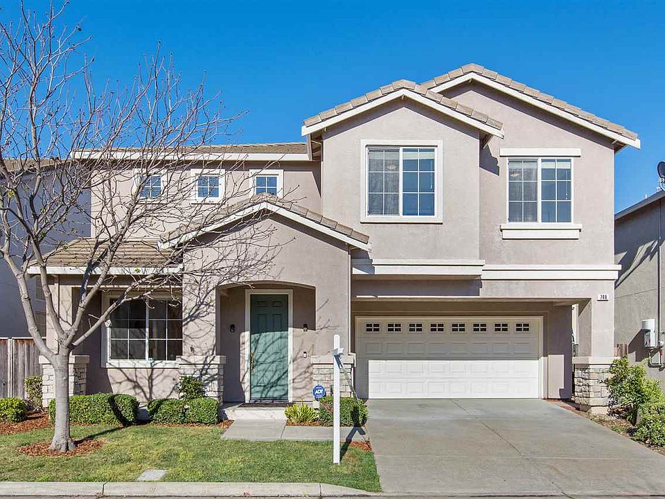 1st image of 748 Matoza Ln