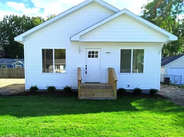 6048 Pearl St, Burton, MI 48509