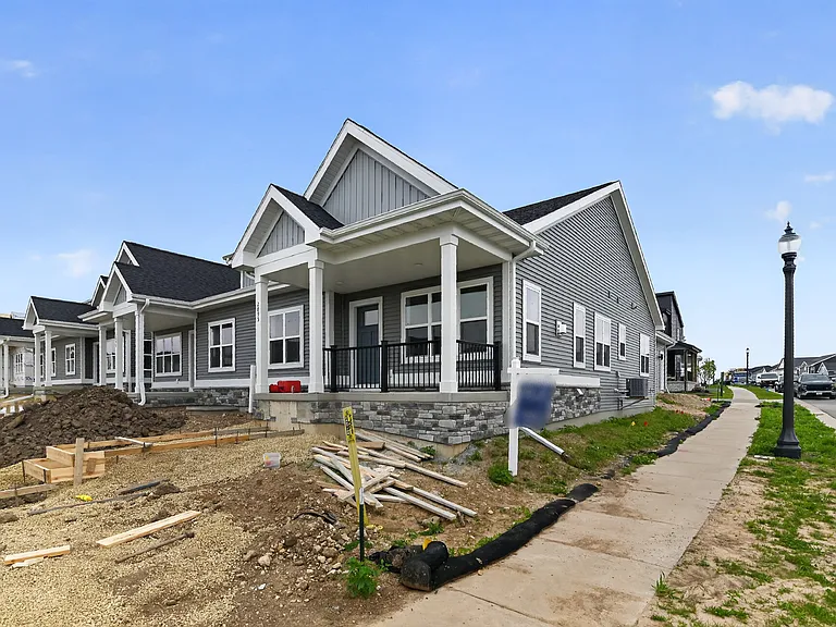 2907 Radish Ln — Photo 2