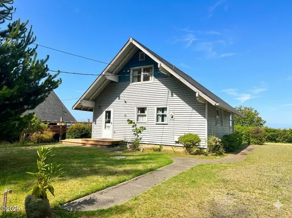153-163 S Wells Dr, Lincoln City, OR 97367