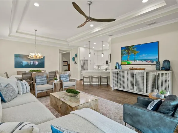 6431 Negril Isle DR, NAPLES, FL 34113