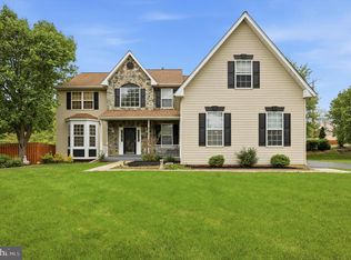 2719 Supplee Cir, Hatfield, PA 19440