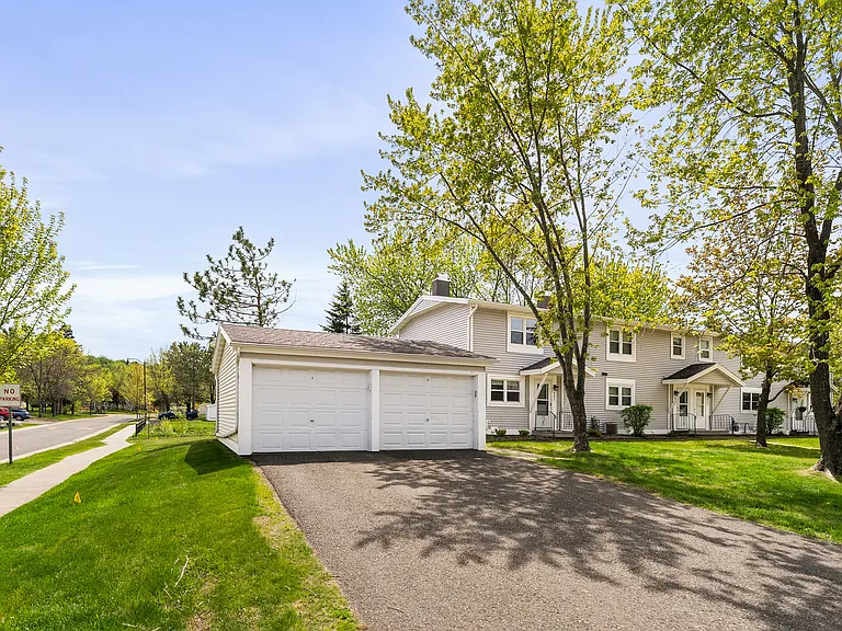 431 Kelly Cir — Photo 36