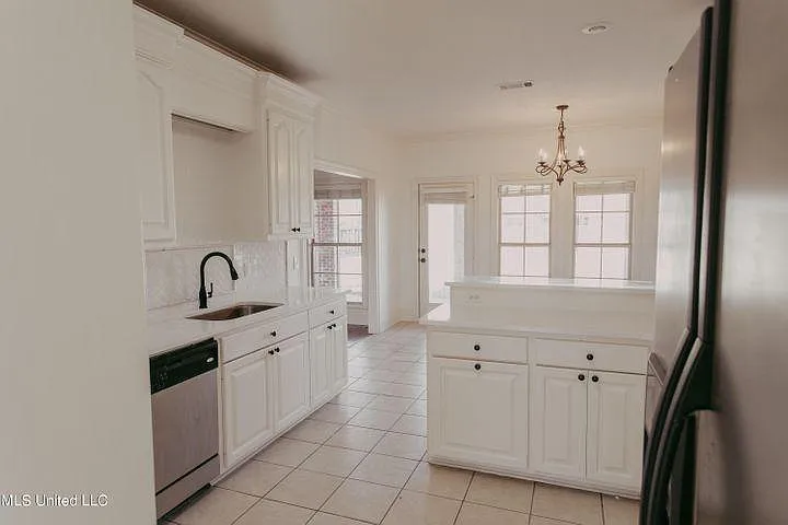 120 Bear Creek Cir — Photo 4