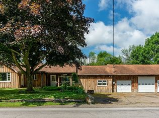 9662 S Feddick Rd, Boston, NY 14025