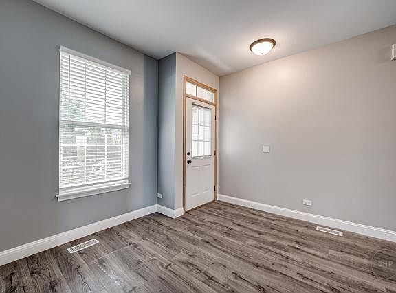 3rd image of 1215 Denver Ct #1215