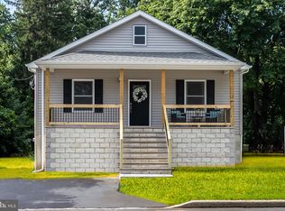 155 Reeves Ave, Hamilton, NJ 08610