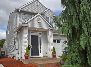 717 SW Sosa Pl, Beaverton, OR 97003