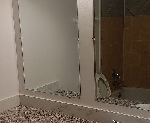 5th image of 5690 Tomoka Dr #108