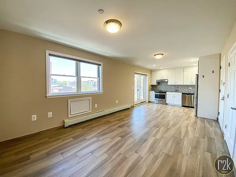 21-03 31st Ave #3D — Photo 5