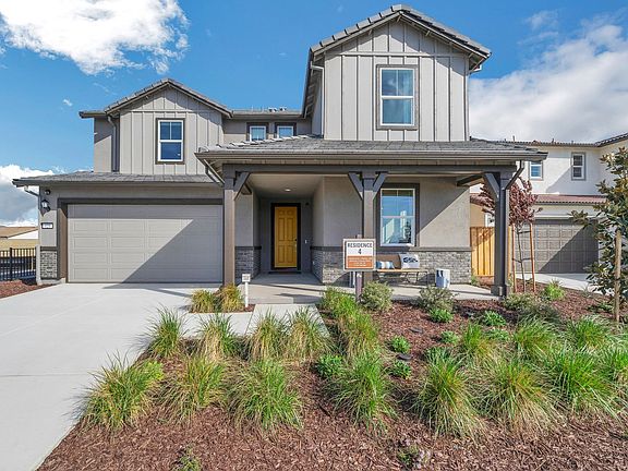 Residence 4 Exterior