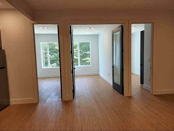 2nd image of 160 Erasmus St #3C
