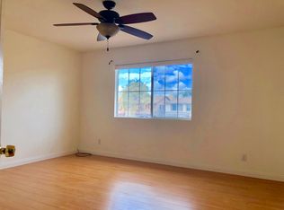 7395 Vicksburg Pl, Fontana, CA 92336