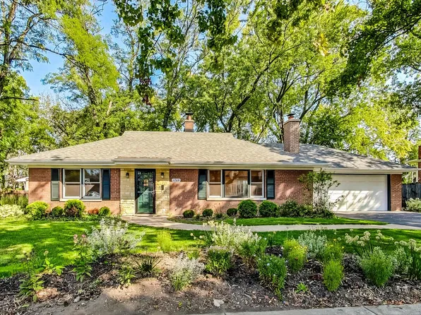 1768 Whitcomb Ave, Des Plaines, IL 60018