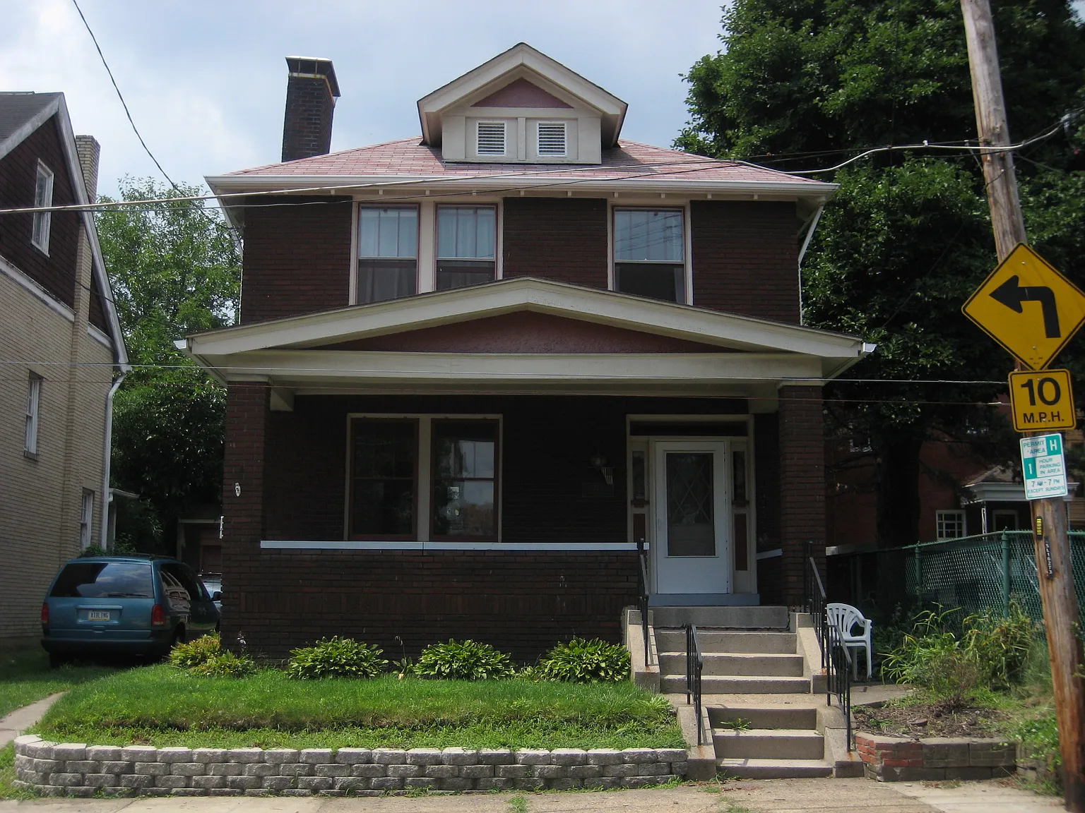 320 W Penn Pl photo 1