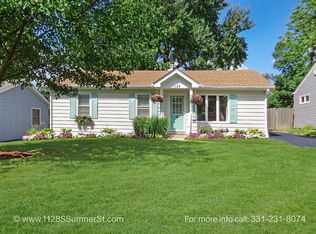 1128 S Sumner St, Wheaton, IL 60189