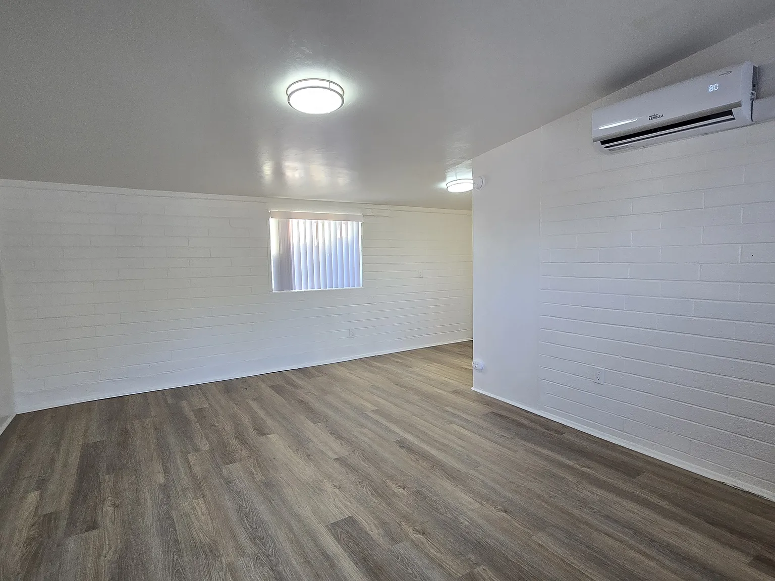 Studio, 400 sqft, $499 — Photo 3