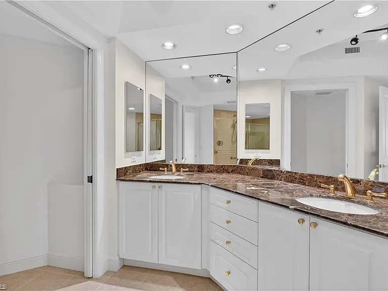 1060 Borghese Ln #1005 — Photo 20