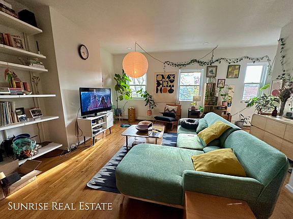 4th image of 181 Tompkins Ave APT 3