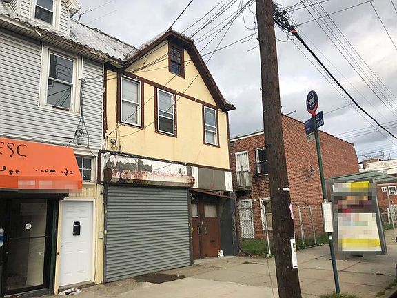 2nd image of 22031 Hempstead Ave