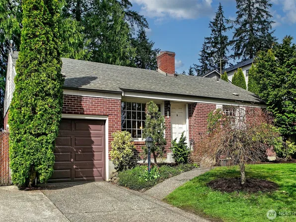 12051 3rd Avenue NE, Seattle, WA 98125