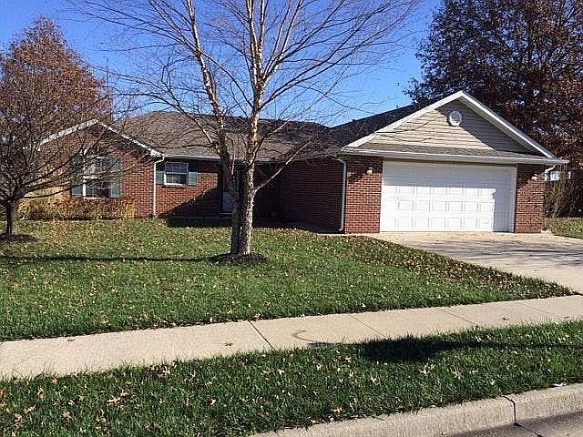 1st image of 4002 Thornwood Dr