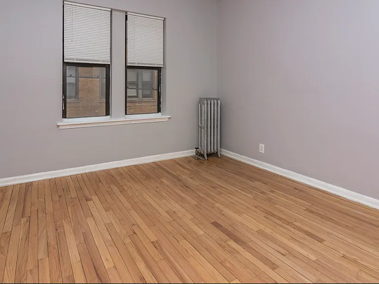 228 N Pine Ave #1E — Photo 8