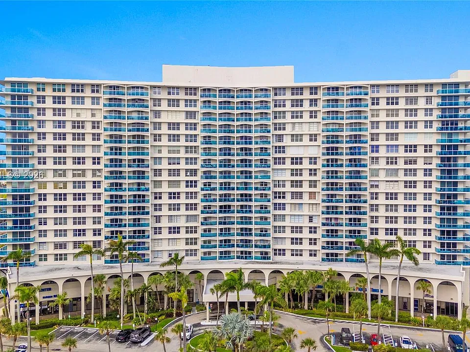 3800 S Ocean Dr #317